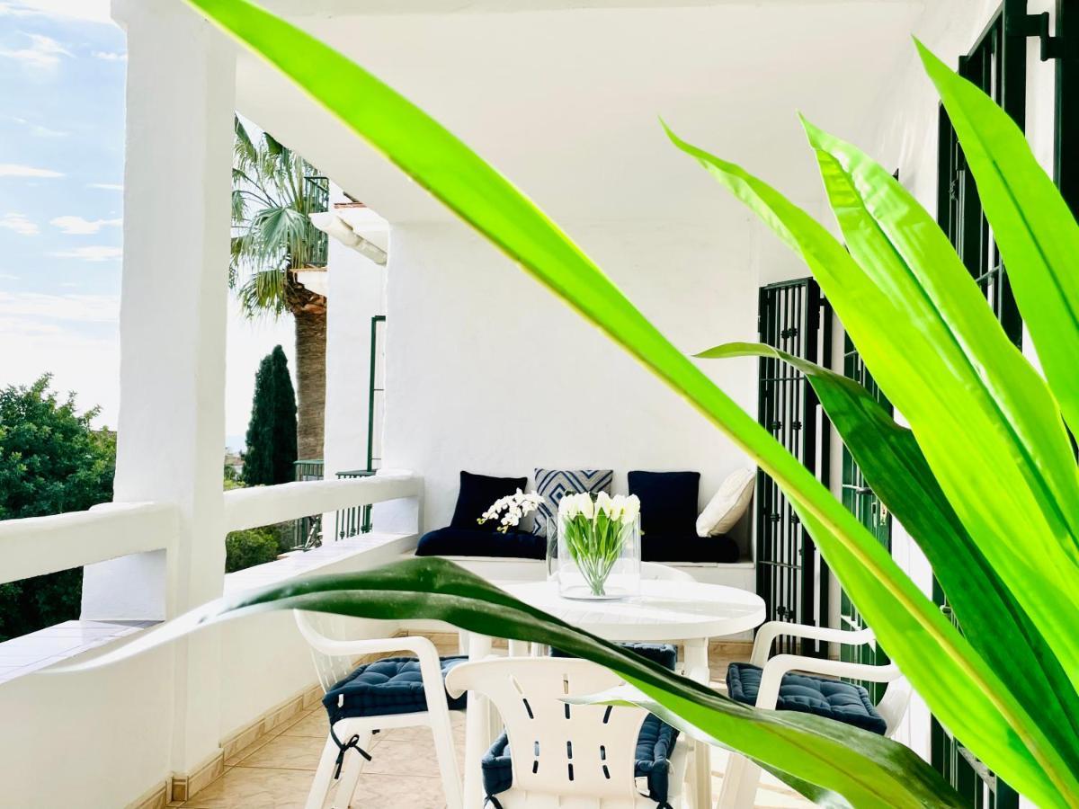 Riviera By The Beach 2 Bedroom Apartment Sitio de Calahonda 外观 照片