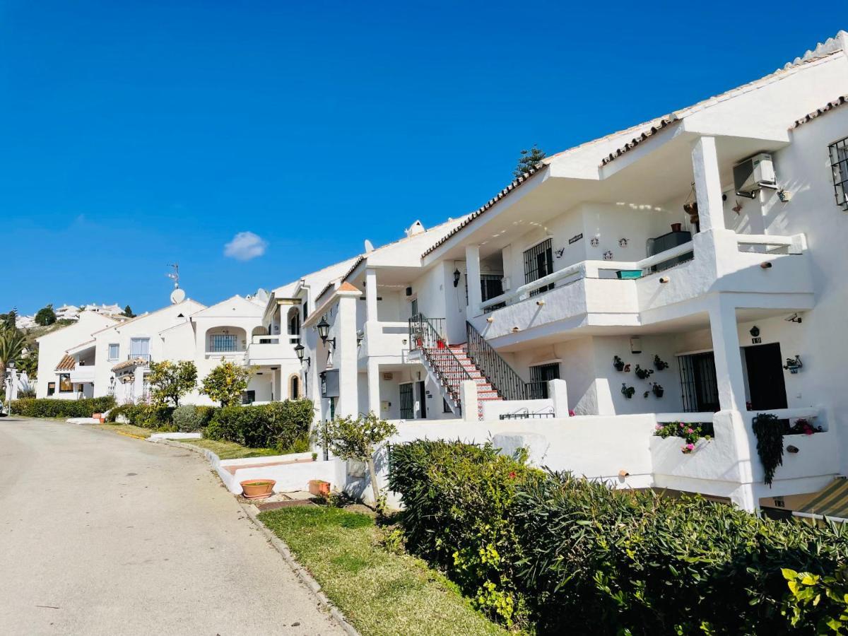 Riviera By The Beach 2 Bedroom Apartment Sitio de Calahonda 外观 照片