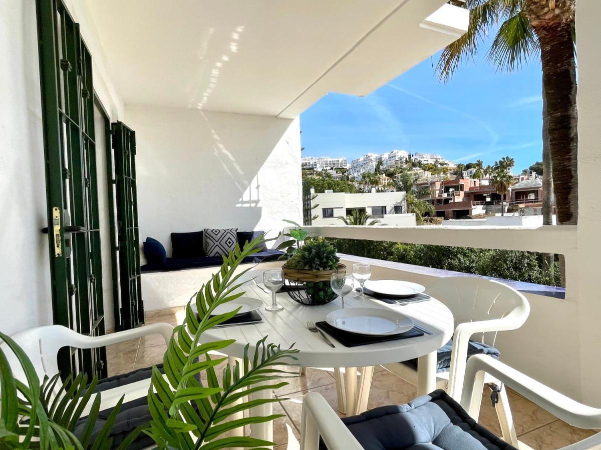 Riviera By The Beach 2 Bedroom Apartment Sitio de Calahonda 外观 照片