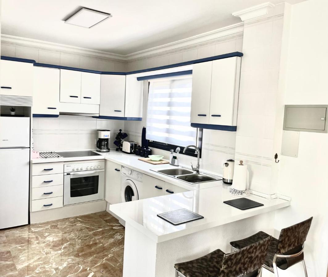 Riviera By The Beach 2 Bedroom Apartment Sitio de Calahonda 外观 照片