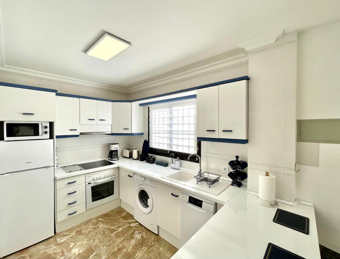 Riviera By The Beach 2 Bedroom Apartment Sitio de Calahonda 外观 照片