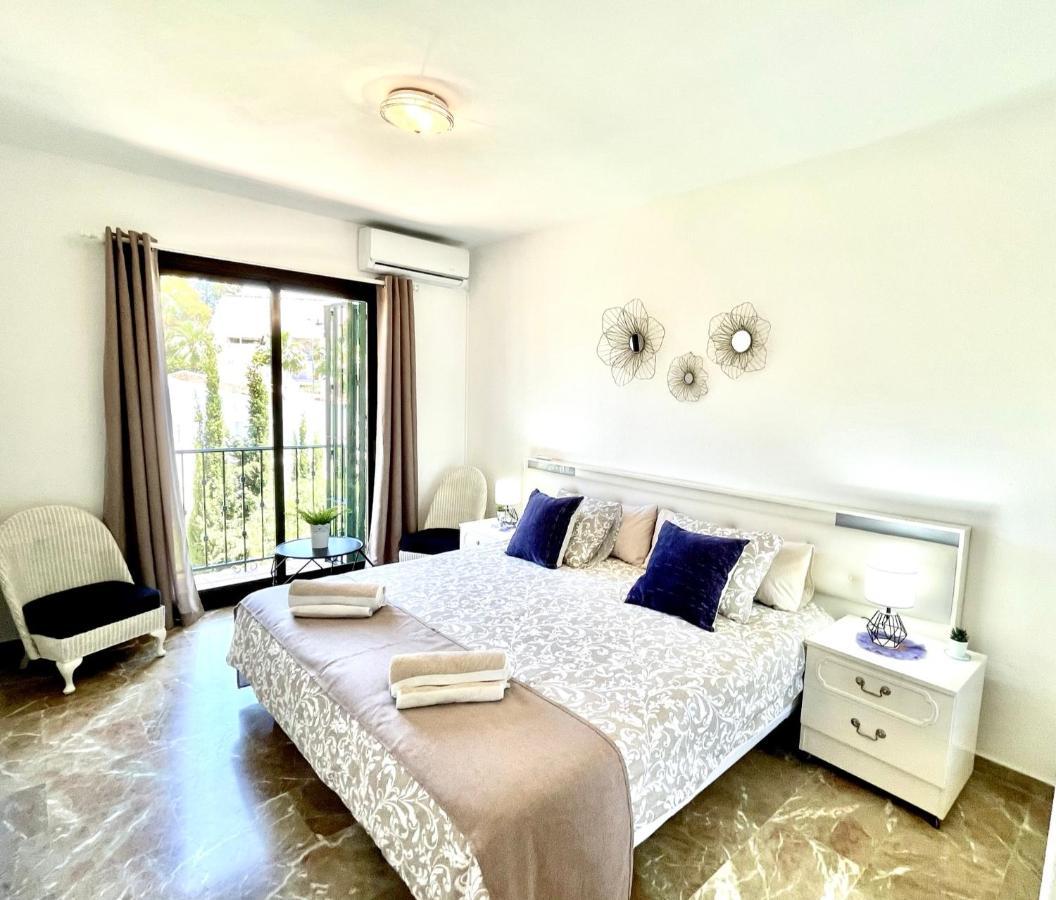 Riviera By The Beach 2 Bedroom Apartment Sitio de Calahonda 外观 照片